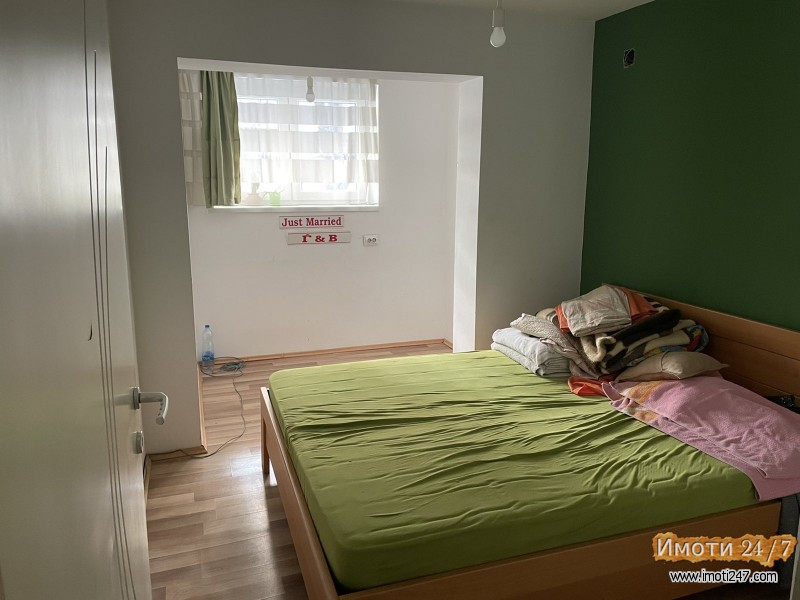Renoviran stan od 79m2 vo Karpos 2