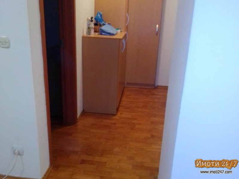 Се продава стан од 75м2 во Центар кај Монтенегро