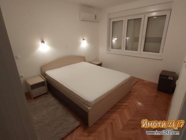Namesten i renoviran stan od 54m2 vo Karpos 1