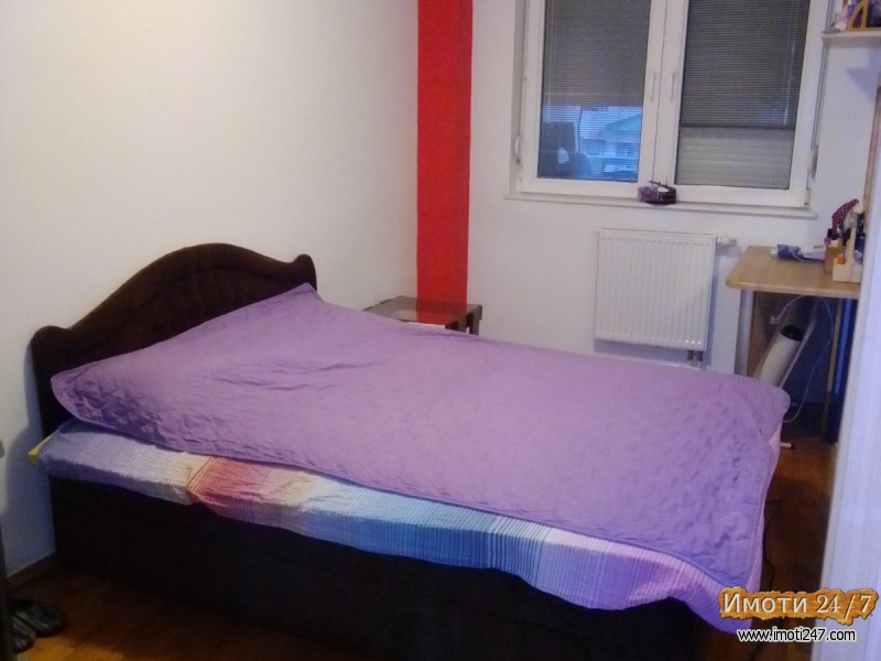 Se prodava stan 75m2 vo Centar kaj Montenegro