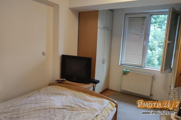 Se prodava namesten stan vo Micurin 44m2