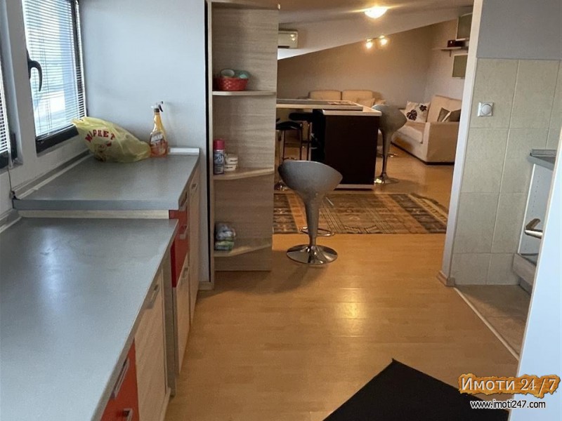 Se prodava mansarda d 45m2