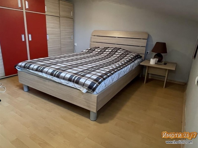 Se prodava mansarda d 45m2