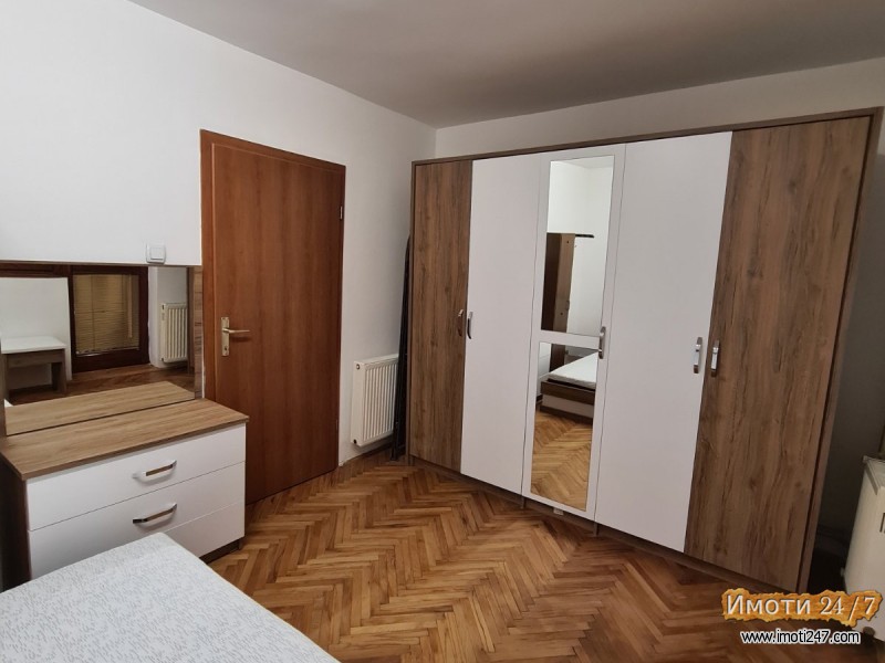 Izdavam trosoben stan vo Aerodrom