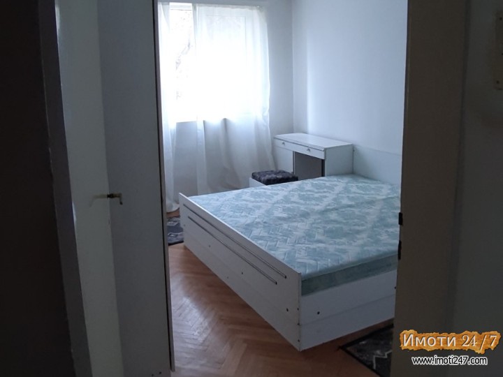 Се издава трособен наместен стан позади Педагошка