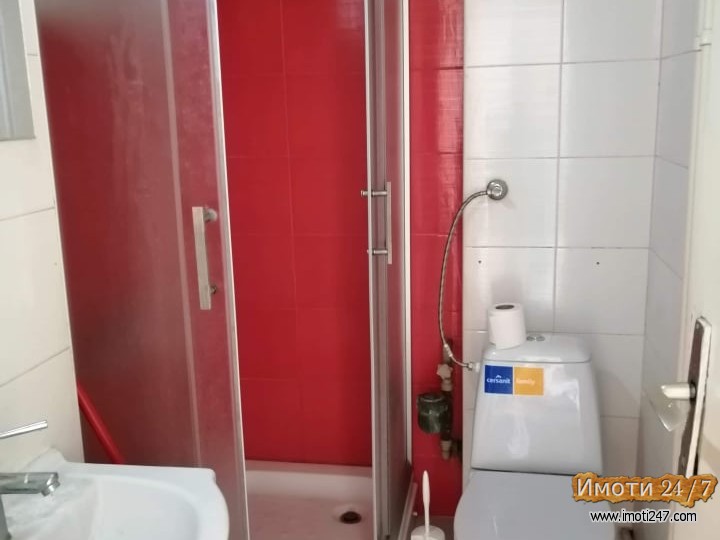 Izdavam namesten 3 soben stan kaj Simpo