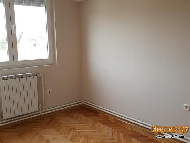 Se prodava stan 84m2 kaj studentskiot dom Goce
