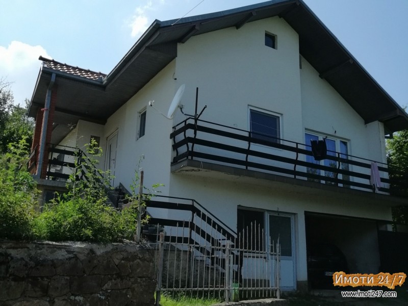 Се продава куќа