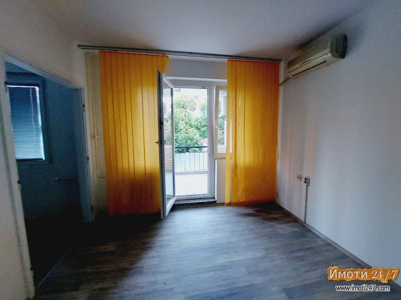 Se prodava stan 57m2 vo Karpos 4 vo ruskite zgradi