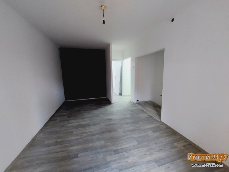 Se prodava stan 57m2 vo Karpos 4 vo ruskite zgradi