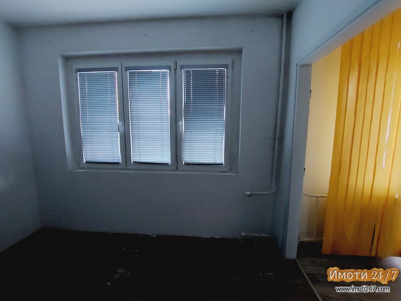 Se prodava stan 57m2 vo Karpos 4 vo ruskite zgradi