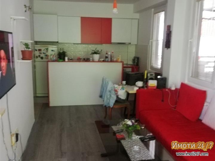 Se prodava stan vo Kozle 45m2 plus 60m2 terasa
