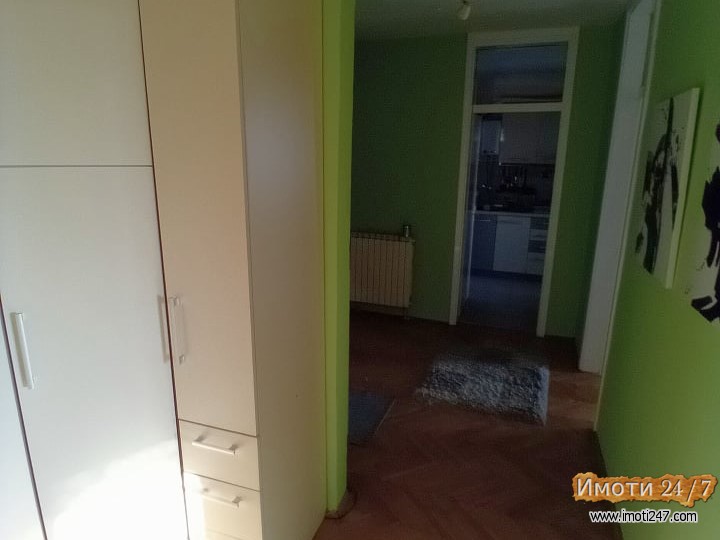 Se prodava stan vo Novo Lisice 77m2