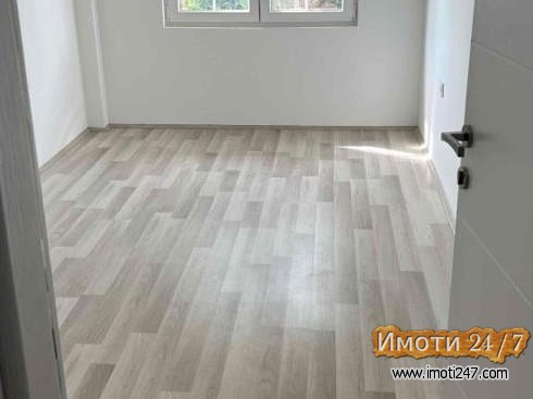 Se prodava stan vo GPetrov 66m2