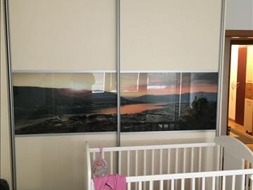 Se prodava stan 73m2 pozadi Univerzalna sala