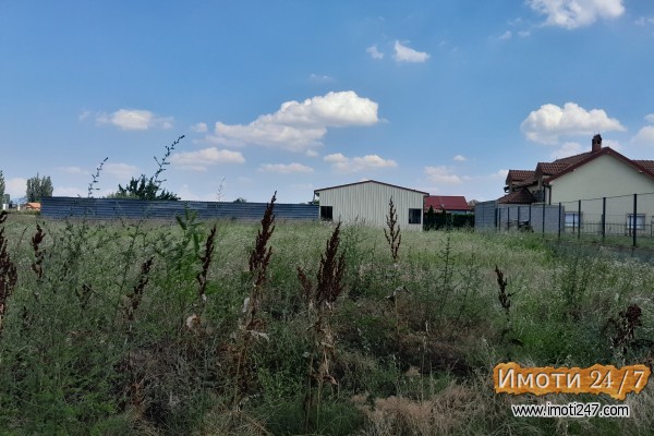 Se prodava plac za gradba vo naselba Dracevo