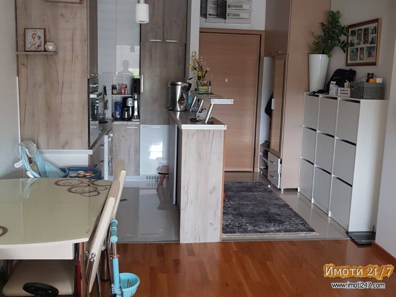 Se prodava stan 47m2 vo Novo Lisice vo Nastel