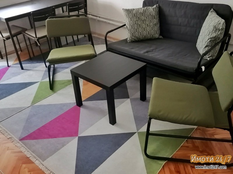 СЕ ИЗДАВА СТАН ВО КАРПОШ 4