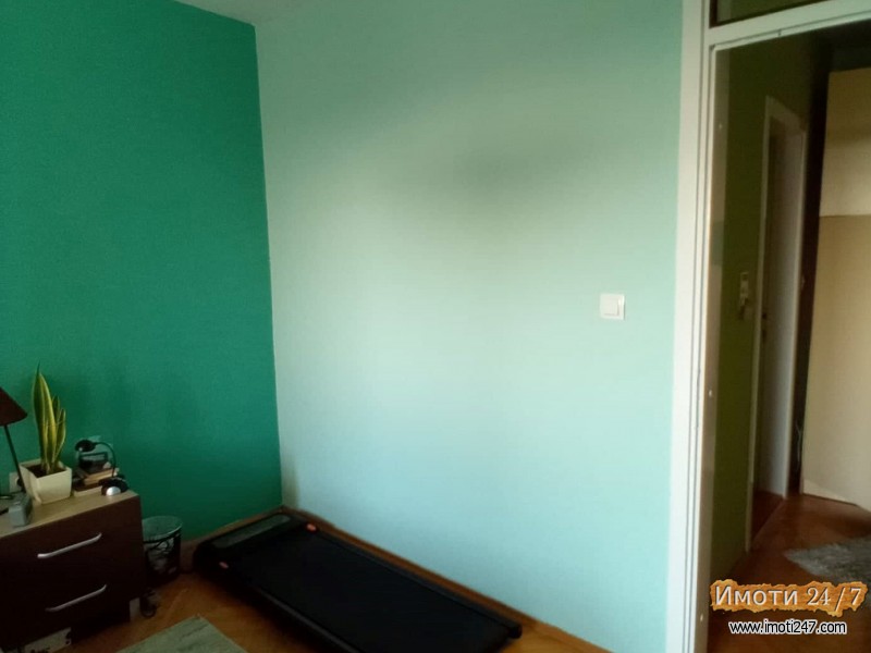 Se prodava stan vo Novo Lisice 77m2