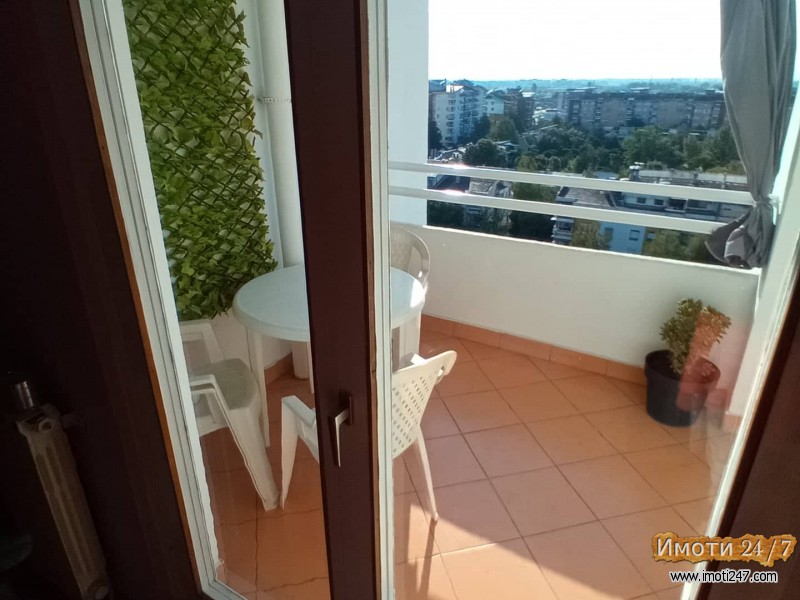 Se prodava stan vo Novo Lisice 77m2