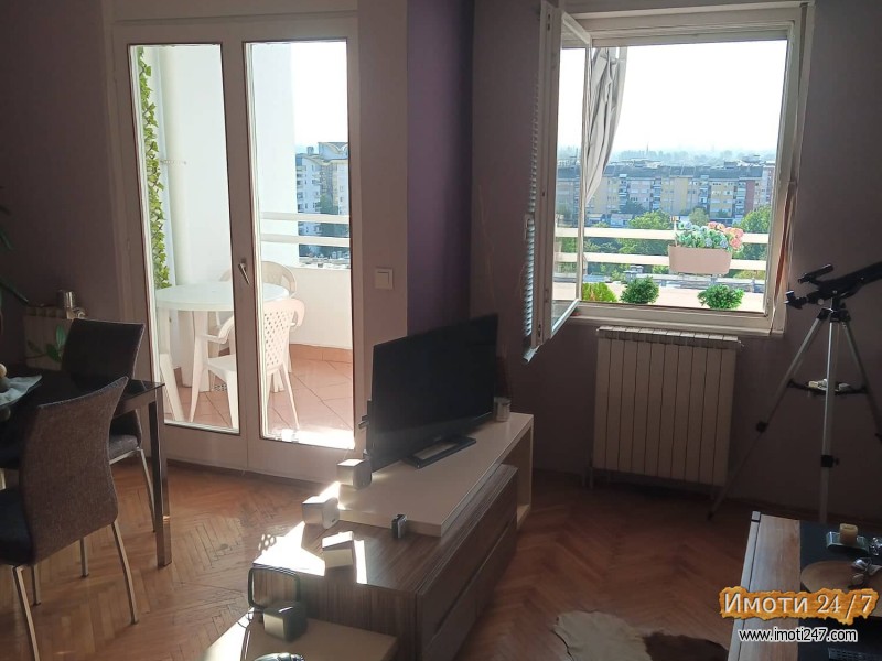 Se prodava stan vo Novo Lisice 77m2