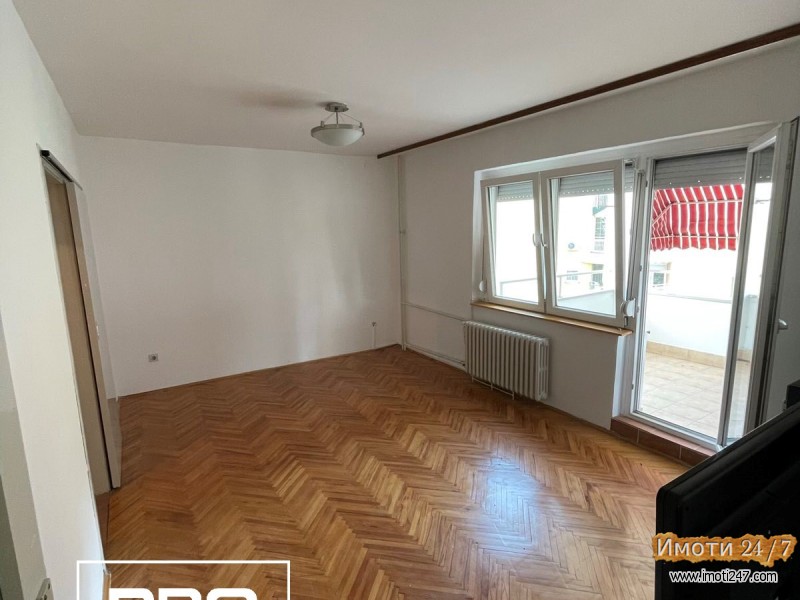 83m2 prodazba Karpos 4