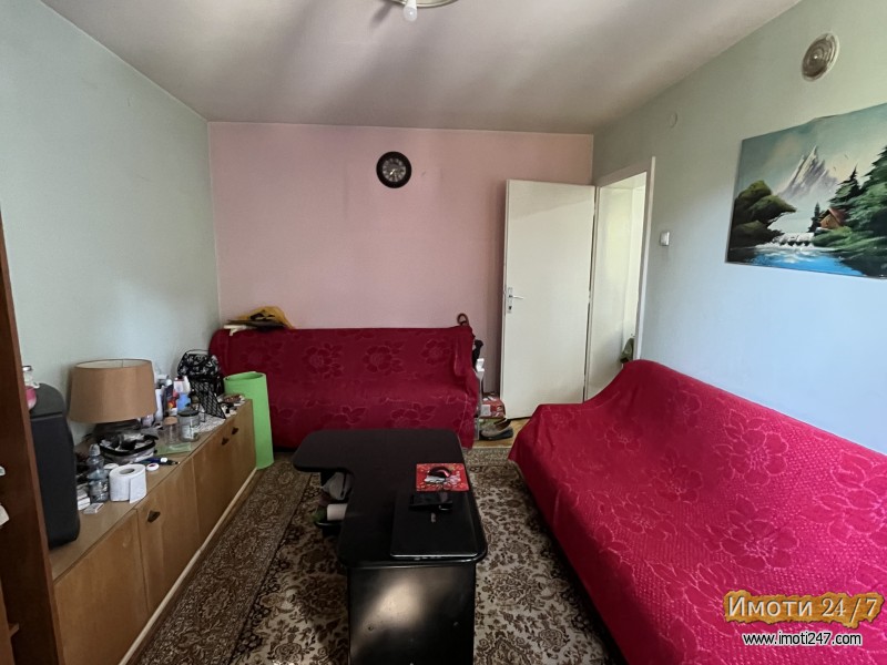Se prodava 54 m2 stan vo Kisela Voda