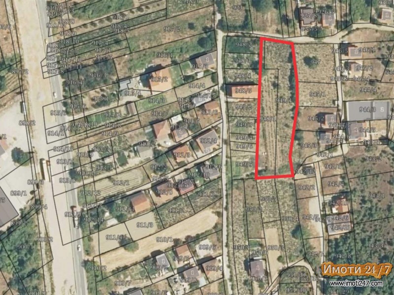 SE PRODAAT PLACEVI PO 350M2 VO BLIZINA NA OHRID