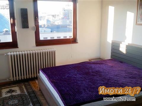 Se izdava stan vo Centar 75m2