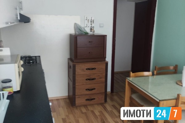 prodavam namesten stan vo kisela voda