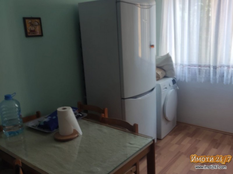 prodavam namesten stan vo kisela voda