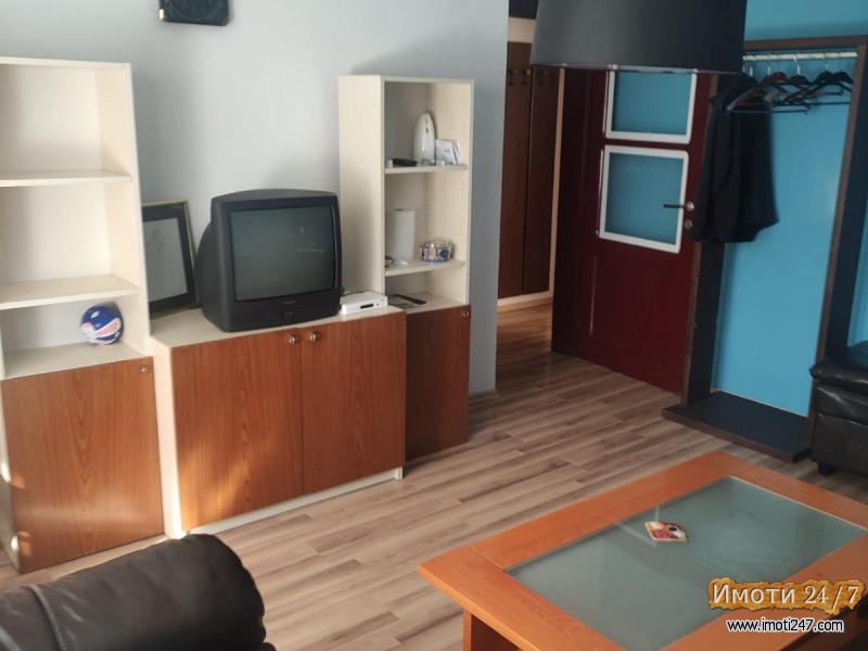 prodavam namesten stan vo kisela voda