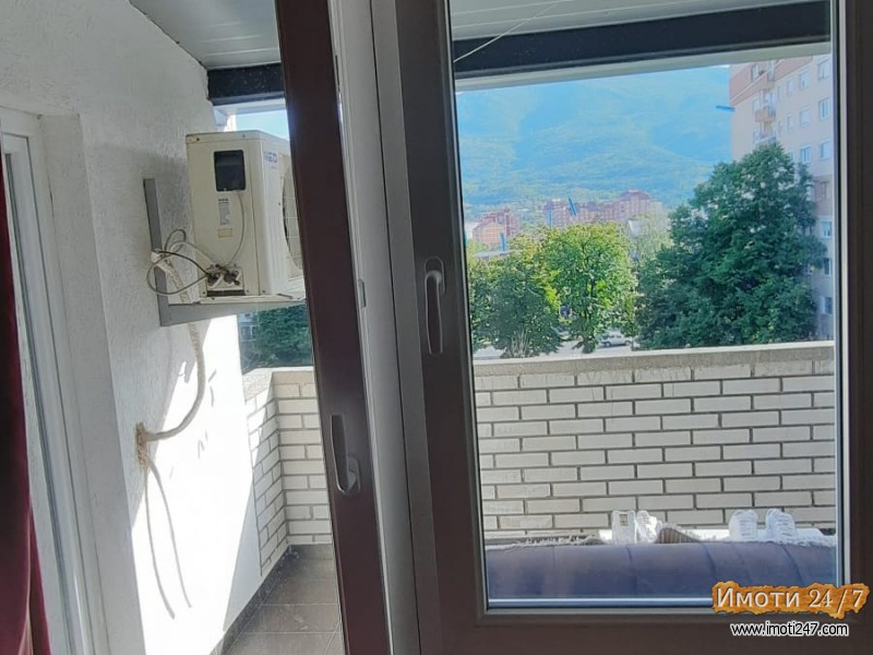 Se prodava stan vo Karpush