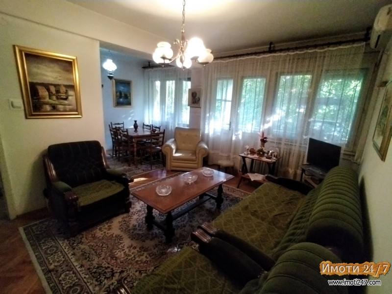 PRODAVAM STAN 86 M2 vo Kisela Voda - odlicna lokacija