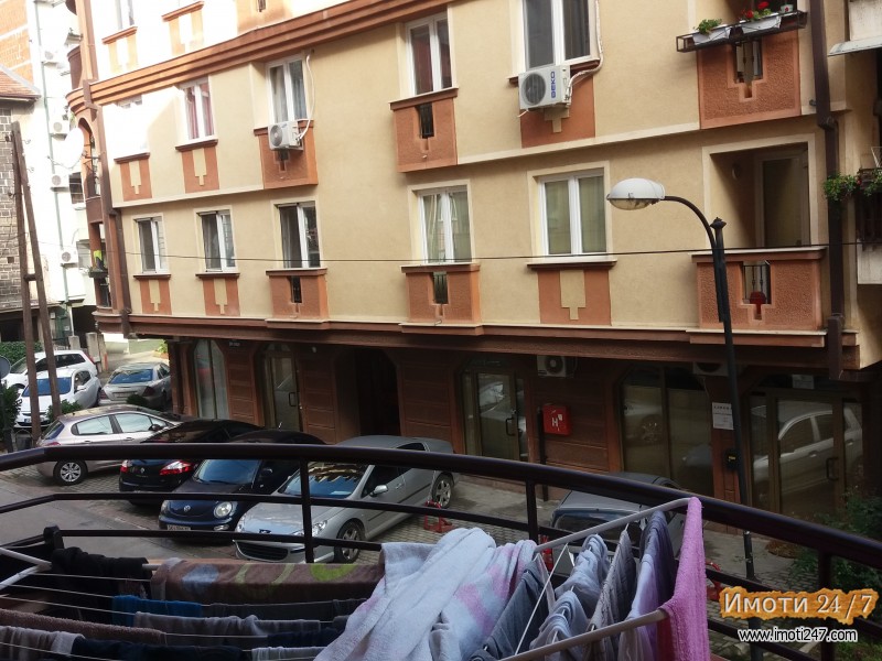 Se izdava stan pozadi univerzalna sals