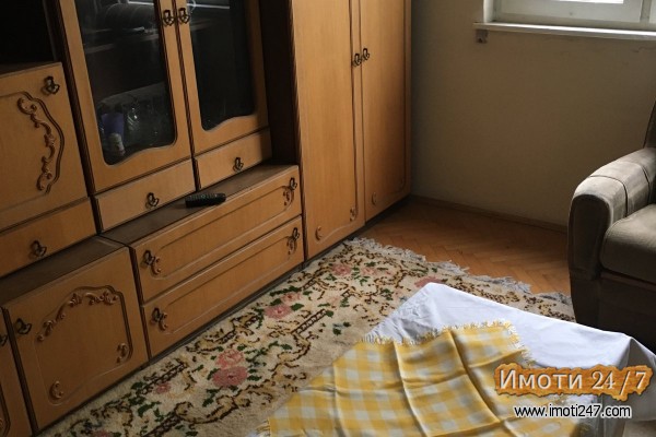 ПРОДАВАМ СТАН ВО НАСЕЛБА ЧЕНТО