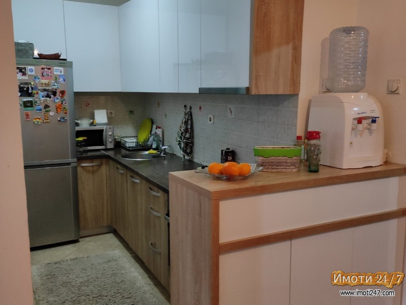 Prodavam stan vo naselba Radisani prv vlez