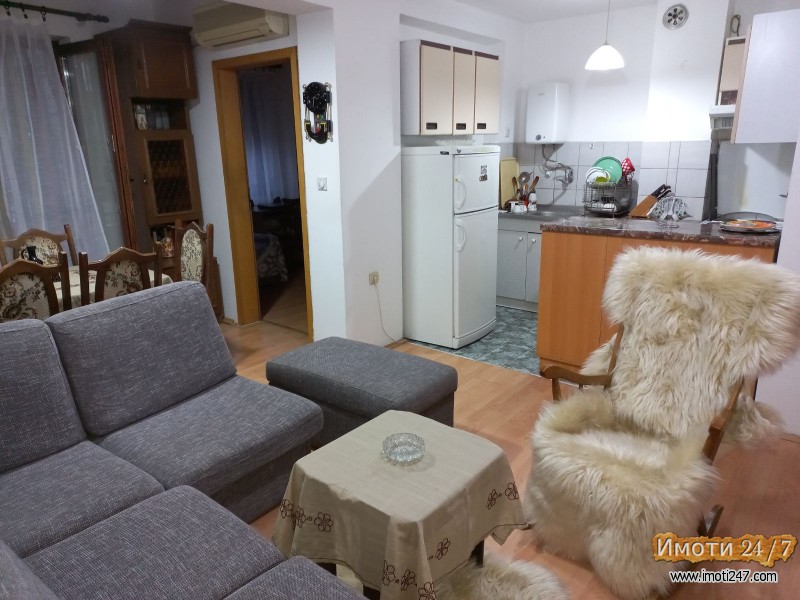 Издавам намесетен стан од 70 м2 во Автокоманда