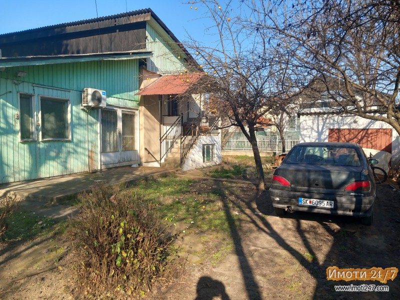 Продавам доградена барака