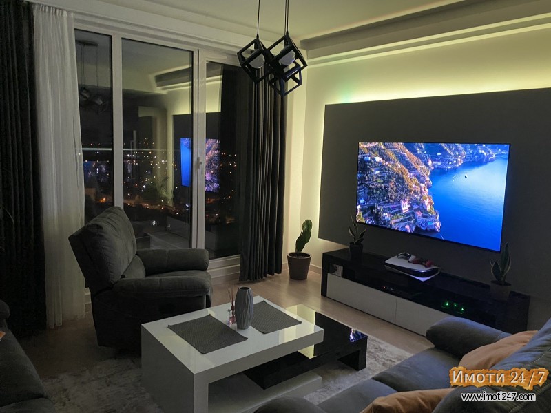 Se izdava stan vo Cevahir Sky City 100m2
