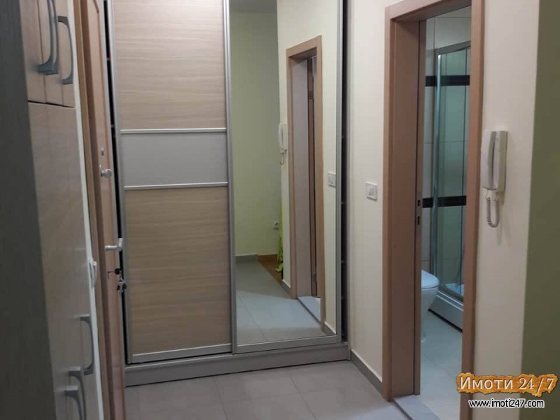 IZDAVAM STAN NA TOP LOKACIJA