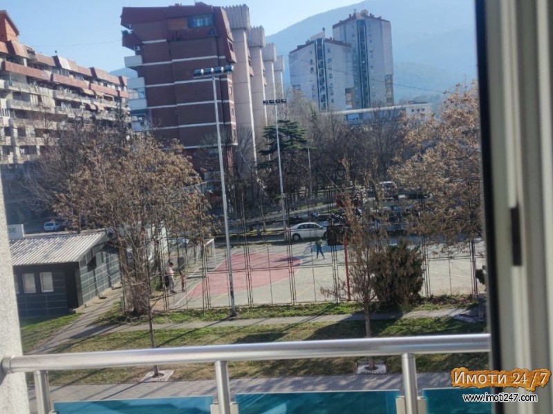 НАМЕСТЕН ДЕЛОВЕН ПРОСТОР НА АТРАКТИВНА ЛОКАЦИЈА ВО ЦЕНТАР