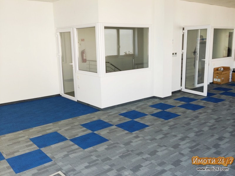 Се изнајмува празен деловен простор во ИЗ Визбегово