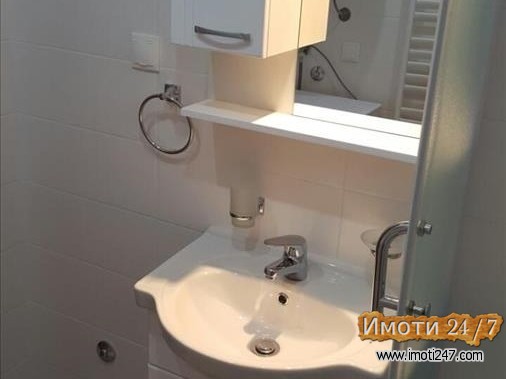 МОДЕРЕН ТРОСОБЕН СТАН НА ИЗВОНРЕДНА ЛОКАЦИЈАДЕБАР МААЛО