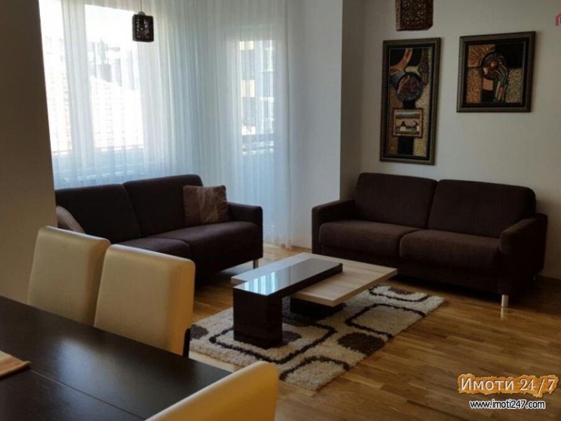 МОДЕРЕН ТРОСОБЕН СТАН НА ИЗВОНРЕДНА ЛОКАЦИЈАДЕБАР МААЛО