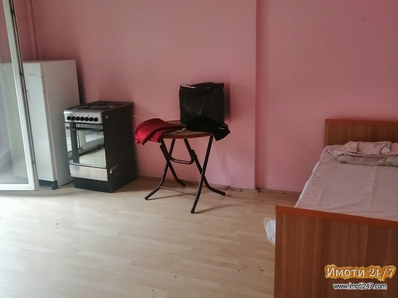 Izdavam   Prodavam  4-soben stan vo kisela voda