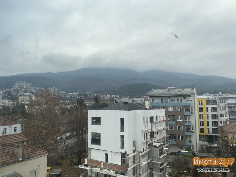 СЕ ИЗДАВААТ СОБИ ВО БЛИЗИНА НА МЕДИЦИНСКИ ФАКУЛТЕТ НА УЛ БЕЛ КАМЕН БР 3