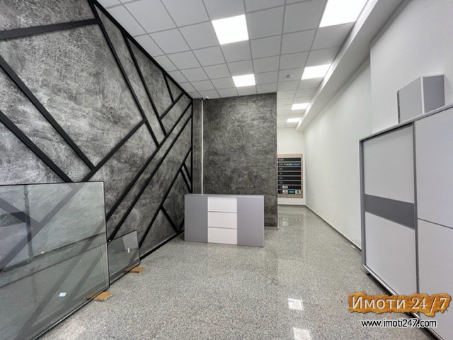 Се изнајмува деловен простор во непосредна близина на EAST GATE MALL