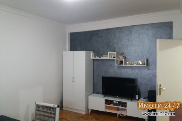 se prodava stan 57m2 vo nasHipodrom