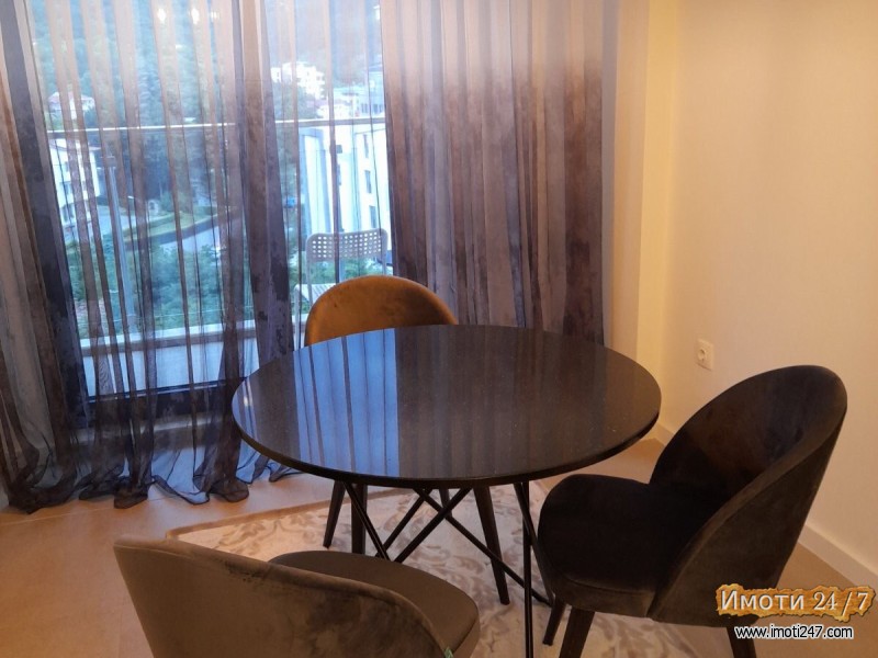 ATRAKTIVEN DVOSOBEN STAN NA VODNOPANORAMA RESIDENCE